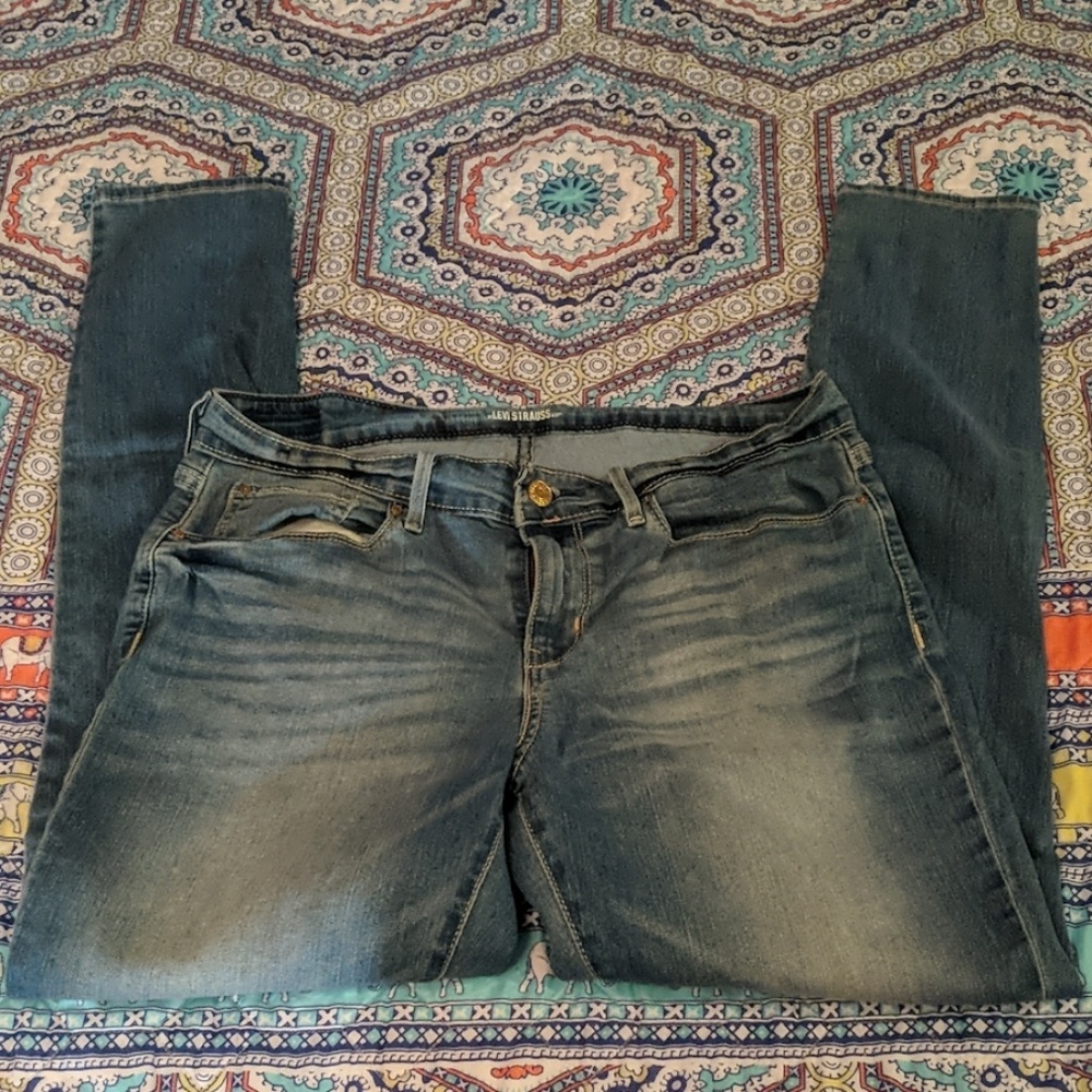 Levi's modern skinny jeans